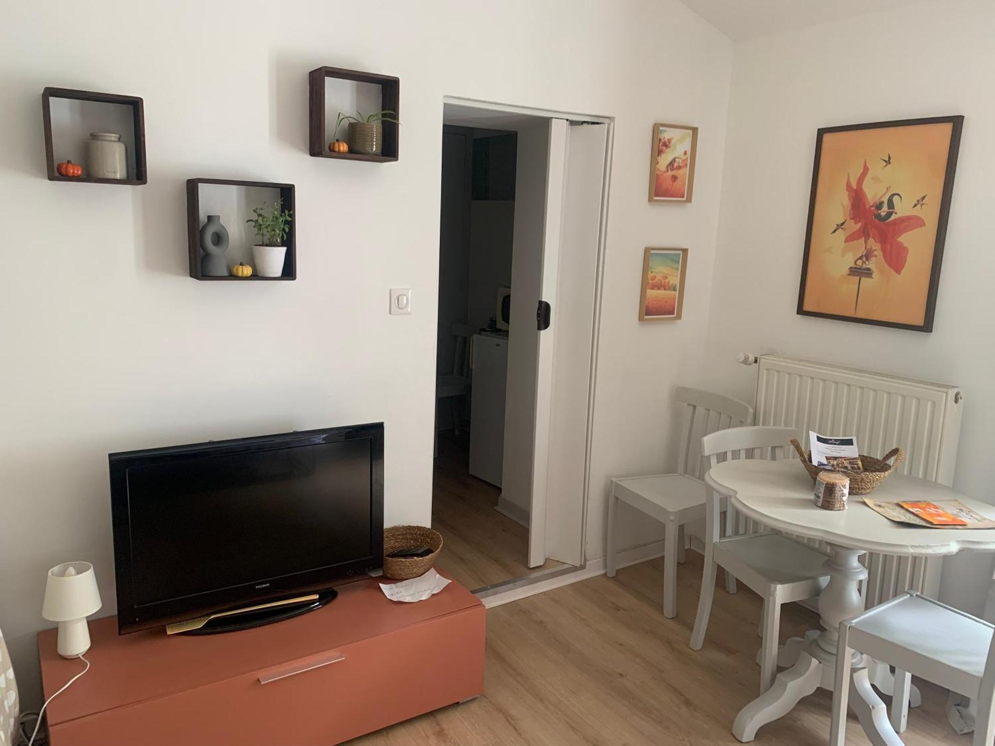 Une Chambre Au Calme En Gatine Deux-Sevrienne Vouhe  Exterior photo