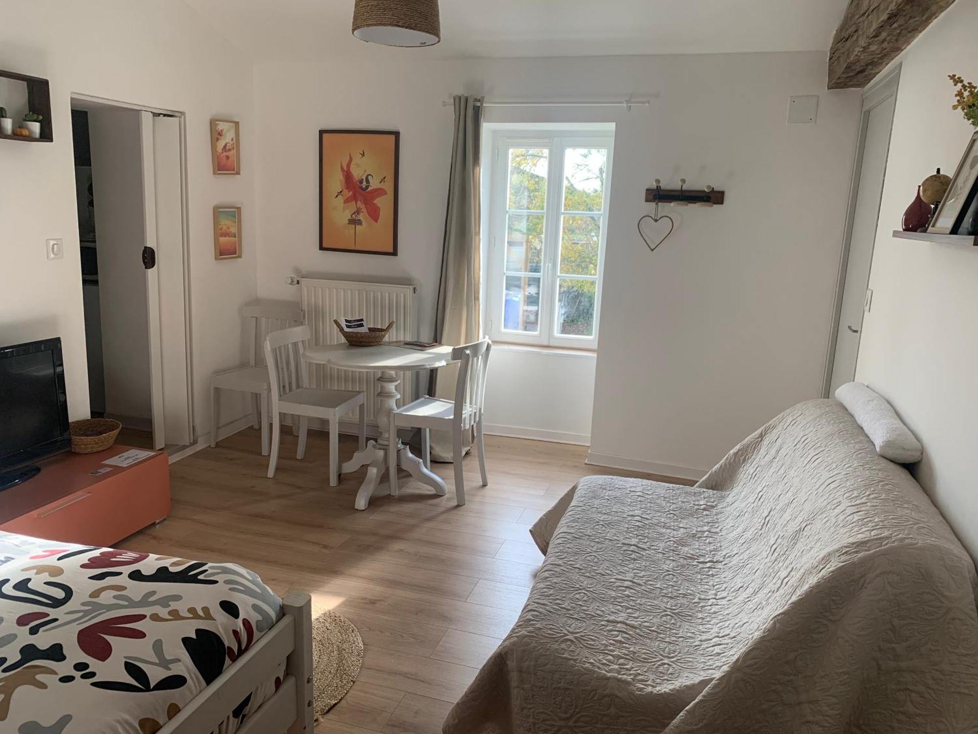 Une Chambre Au Calme En Gatine Deux-Sevrienne Vouhe  Exterior photo