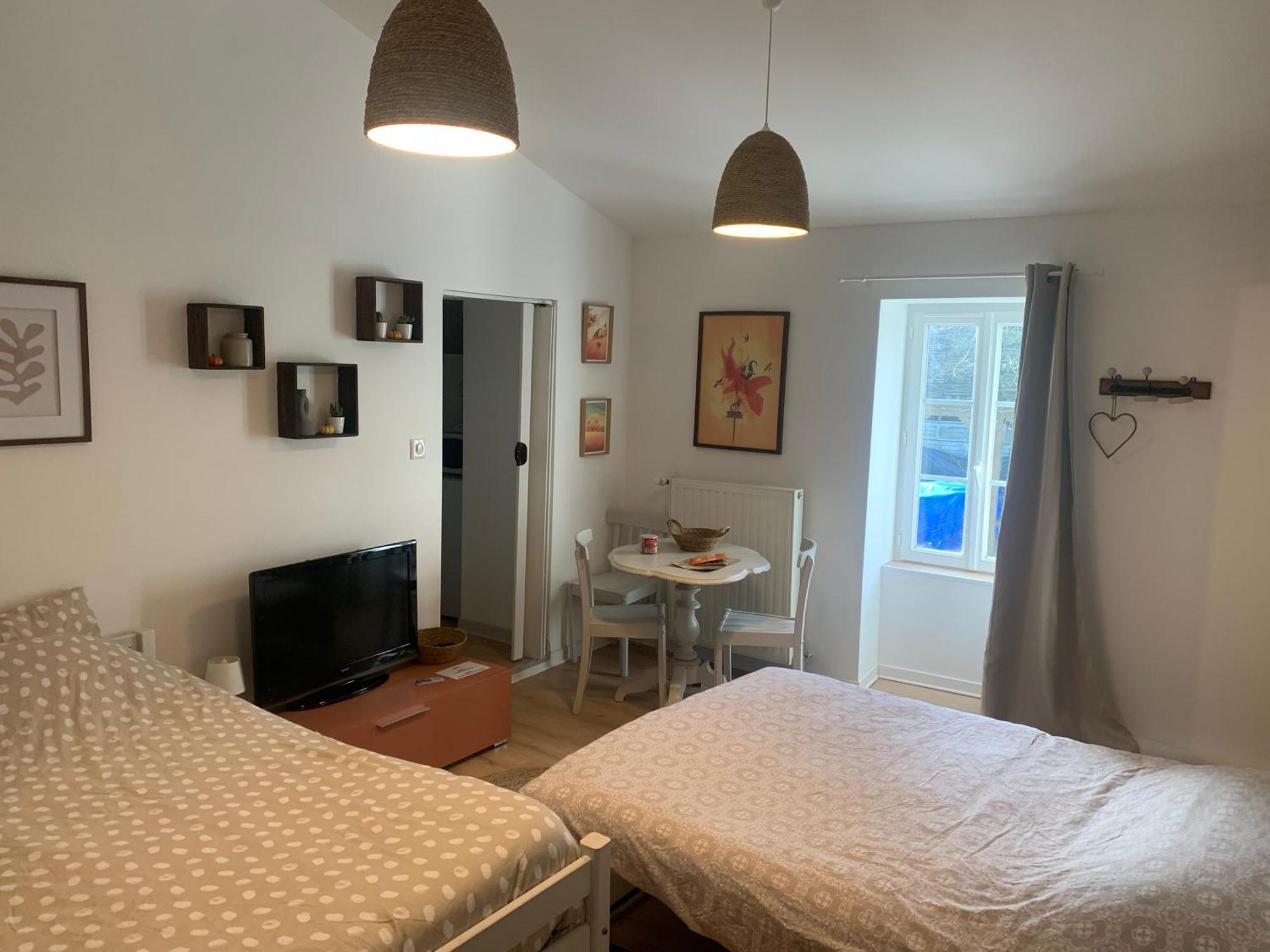 Une Chambre Au Calme En Gatine Deux-Sevrienne Vouhe  Exterior photo